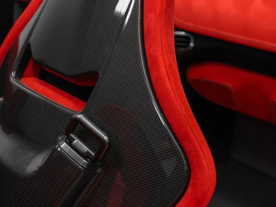 2016 Ferrari 458 Speciale Aperta - Image 23 of 31
