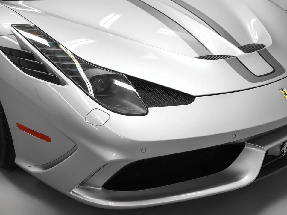 2016 Ferrari 458 Speciale Aperta - Image 4 of 31