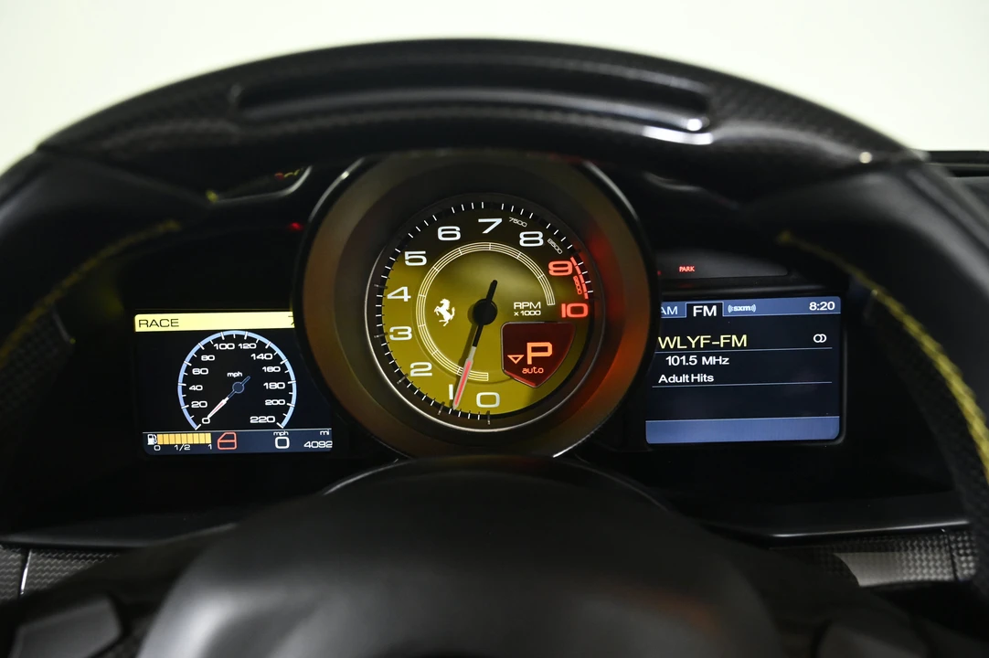 2016 Ferrari 458 Speciale Aperta - Image 15 of 31