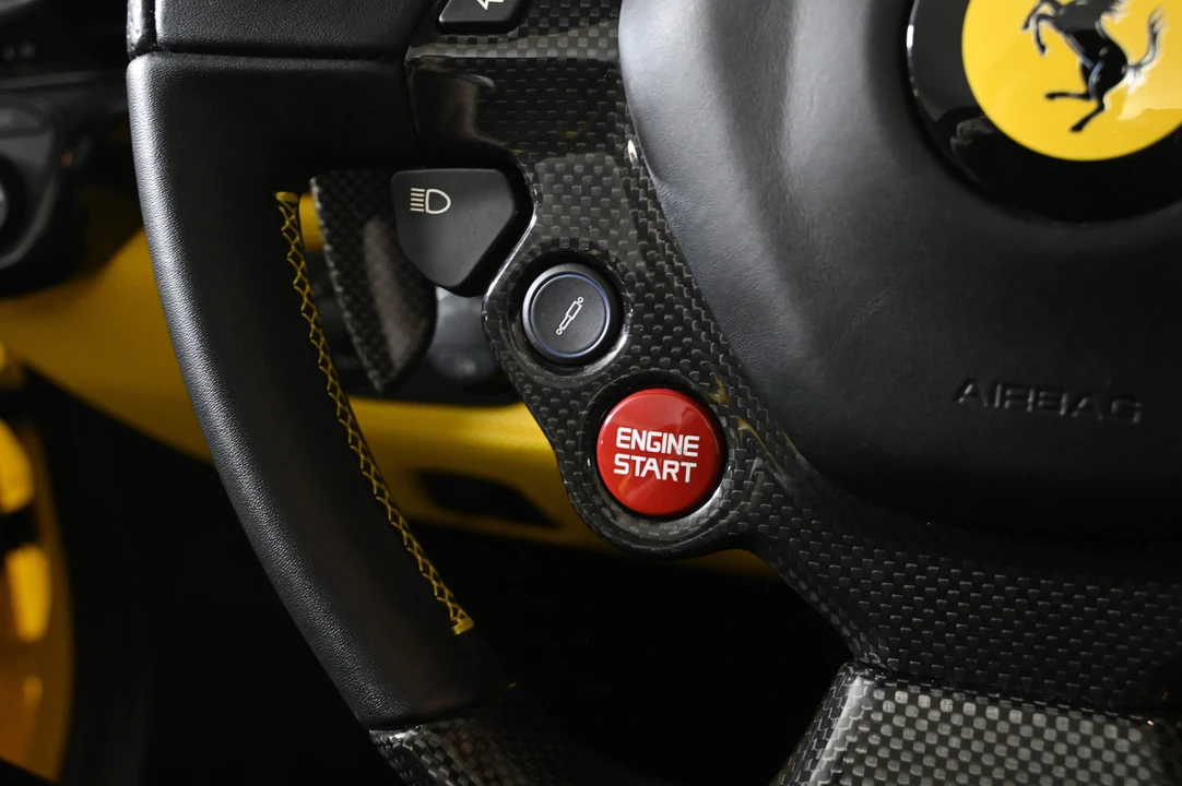 2016 Ferrari 458 Speciale Aperta - Image 20 of 31