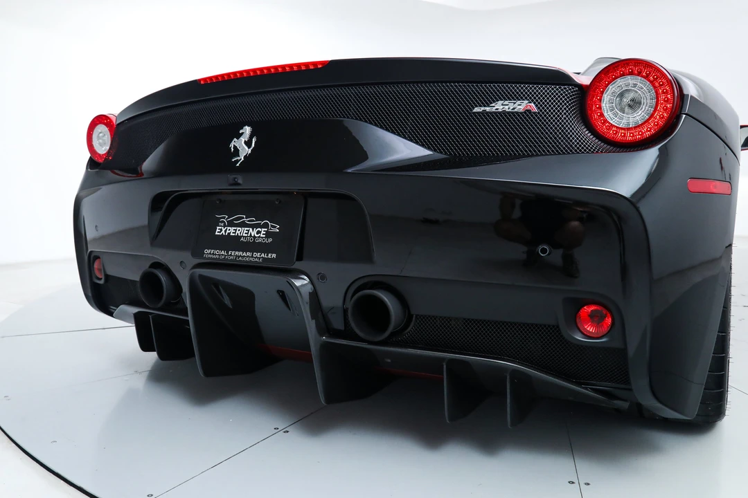 2016 Ferrari 458 Speciale Aperta - Image 23 of 31
