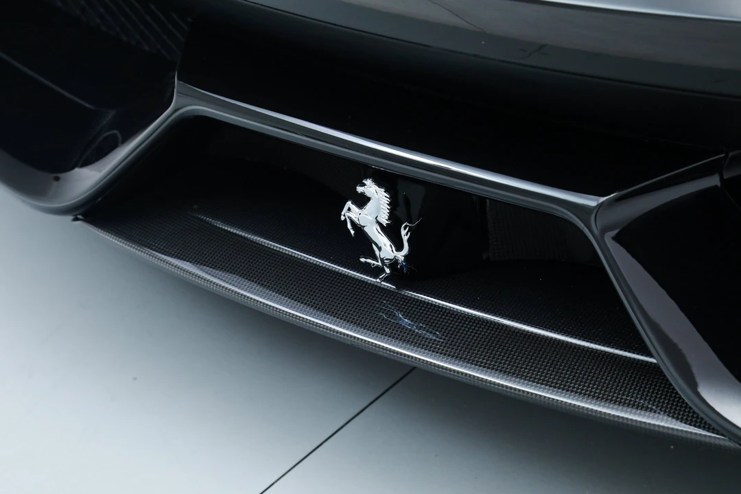 2016 Ferrari 458 Speciale Aperta - Image 18 of 31