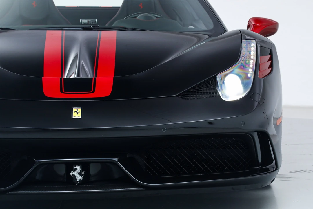 2016 Ferrari 458 Speciale Aperta - Image 15 of 31