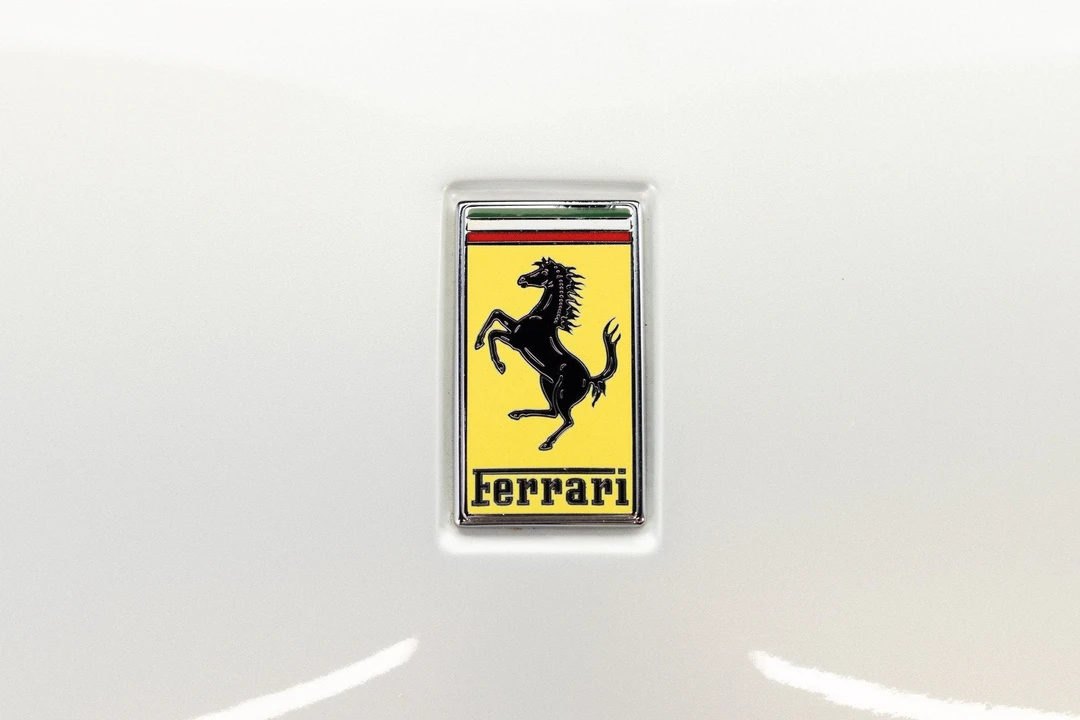 2016 Ferrari 458 Speciale Aperta - Image 26 of 31