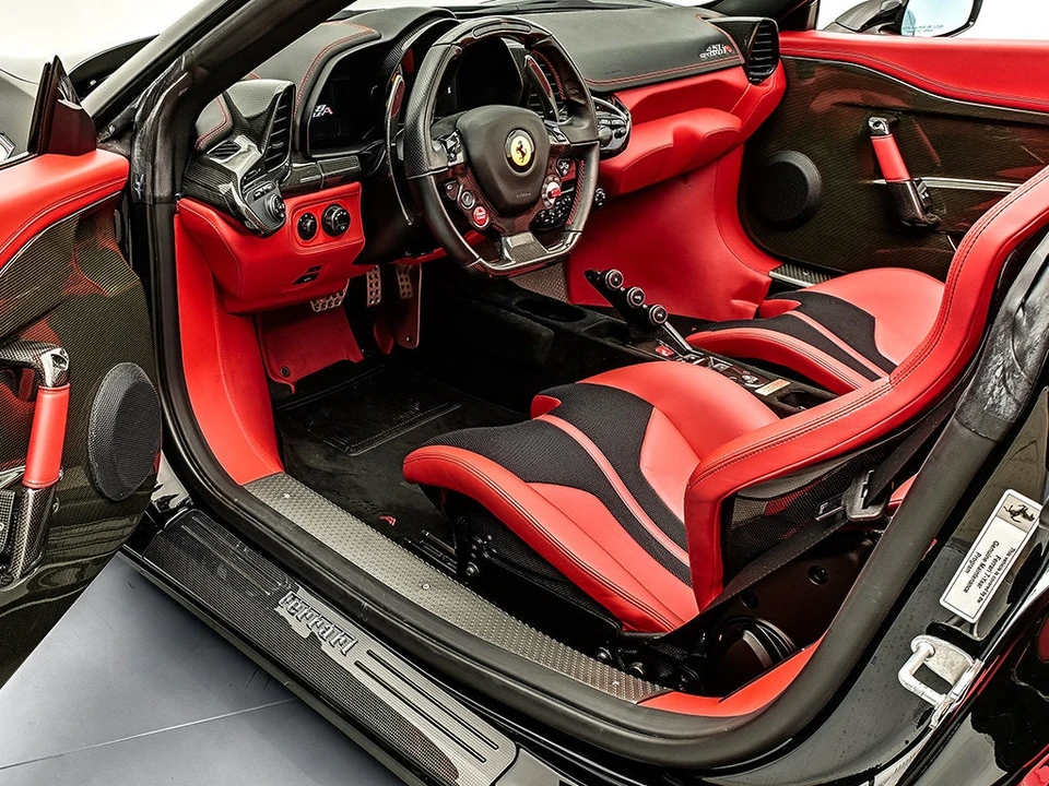 2016 Ferrari 458 Speciale Aperta - Image 10 of 31