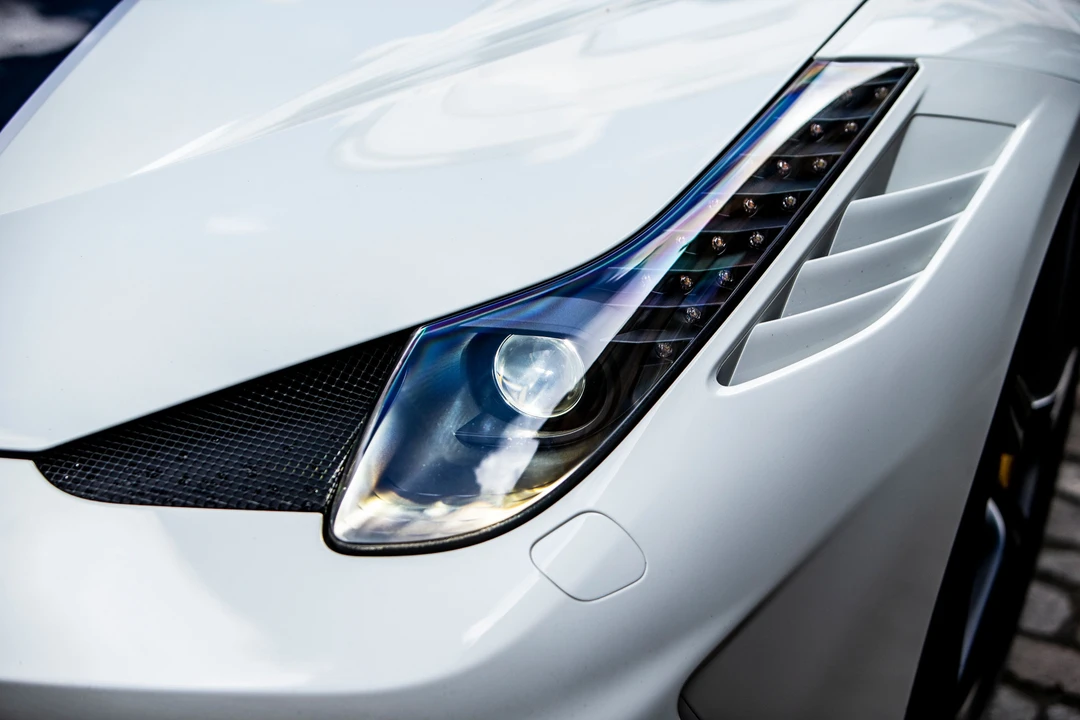 2016 Ferrari 458 Speciale - Image 9 of 31