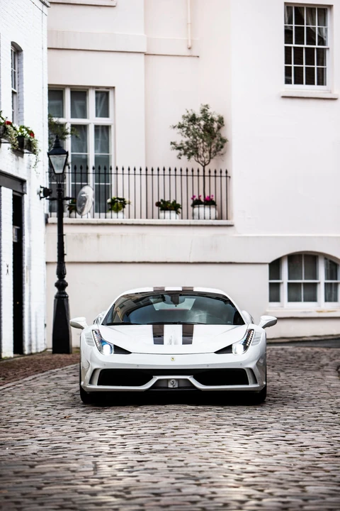 2016 Ferrari 458 Speciale - Image 13 of 31