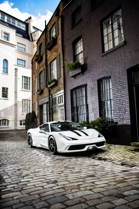 2016 Ferrari 458 Speciale - Image 3 of 31