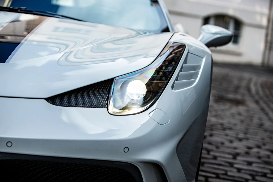 2016 Ferrari 458 Speciale - Image 8 of 31