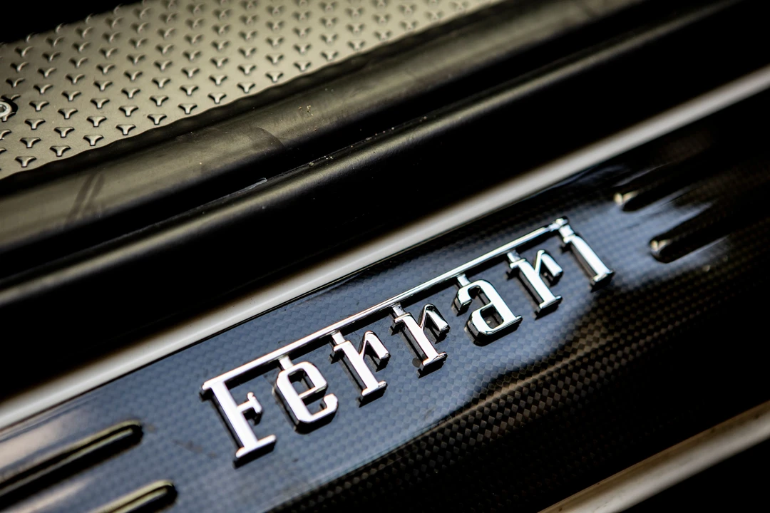 2016 Ferrari 458 Speciale - Image 27 of 31