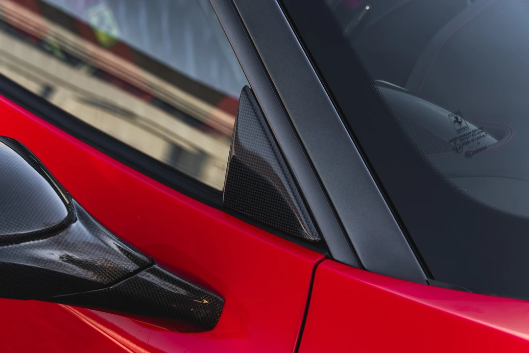 2016 Ferrari 458 Speciale - Image 17 of 31