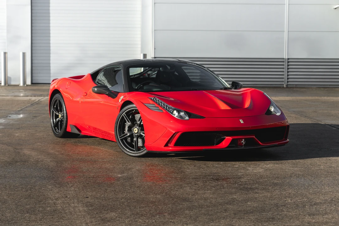 2016 Ferrari 458 Speciale - Image 11 of 31