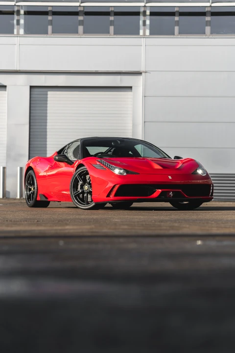 2016 Ferrari 458 Speciale - Image 15 of 31
