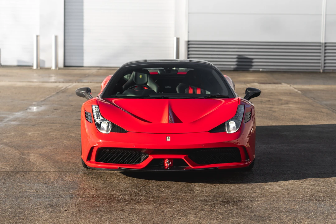 2016 Ferrari 458 Speciale - Image 10 of 31