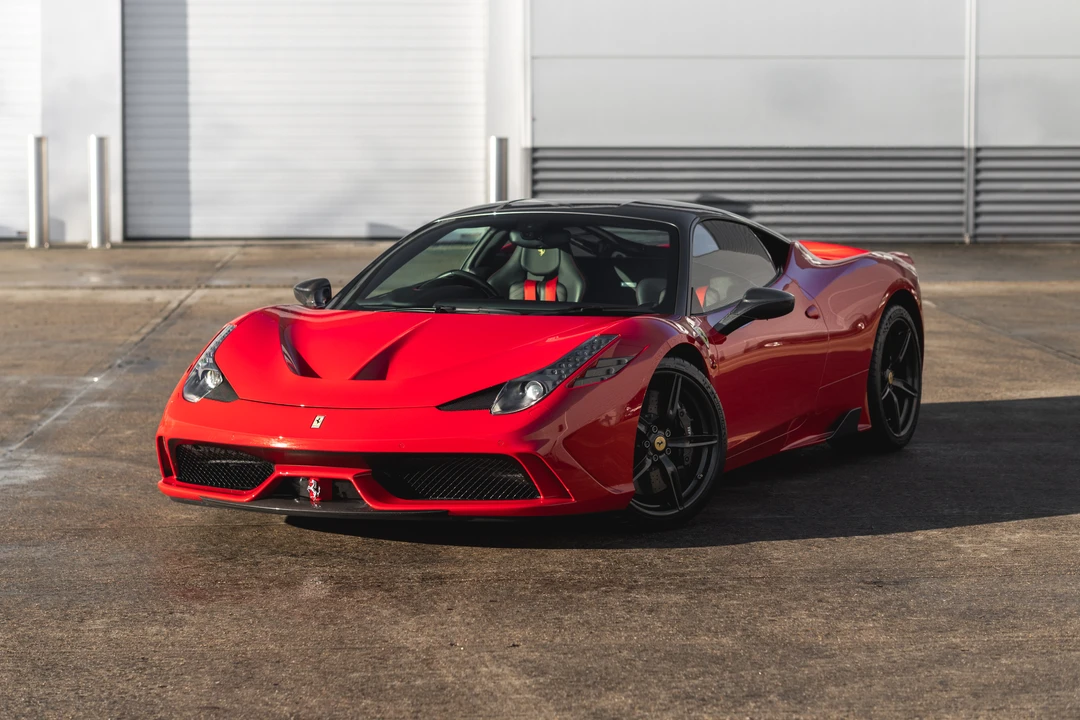 2016 Ferrari 458 Speciale - Image 14 of 31