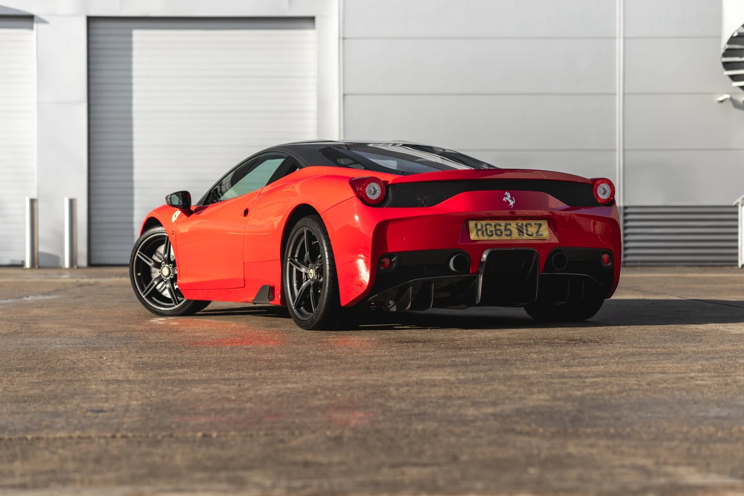 2016 Ferrari 458 Speciale - Image 7 of 31
