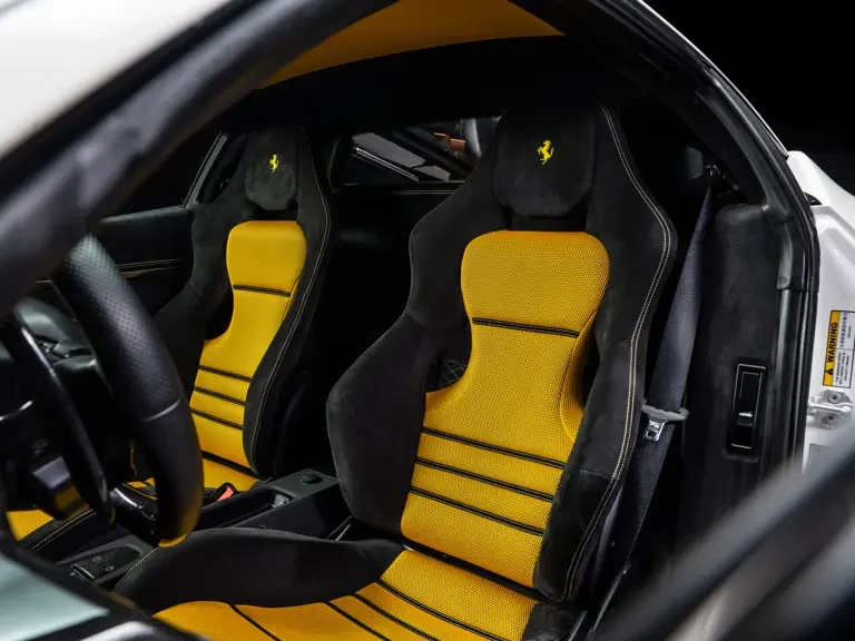 2016 Ferrari 458 Speciale - Image 18 of 31