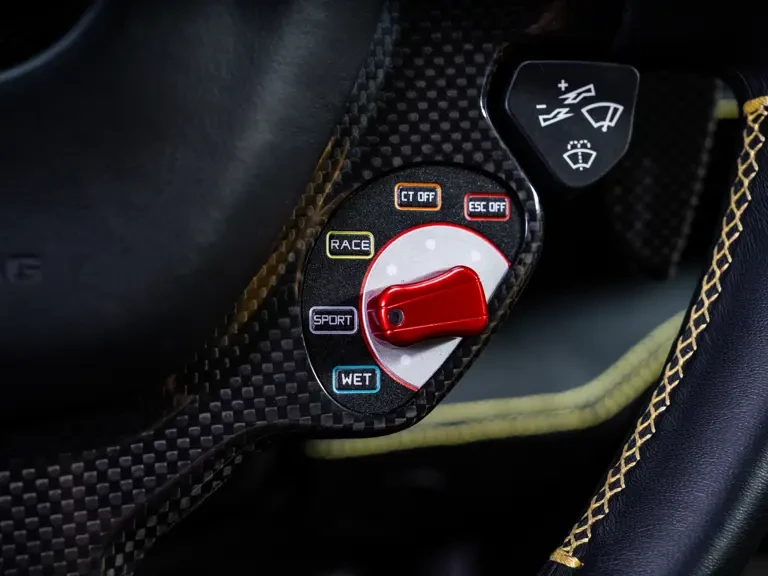 2016 Ferrari 458 Speciale - Image 16 of 31