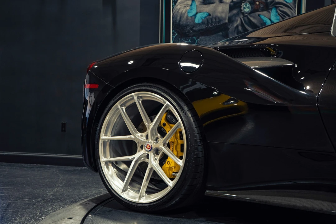 2016 Ferrari 488 GTB - Image 10 of 31