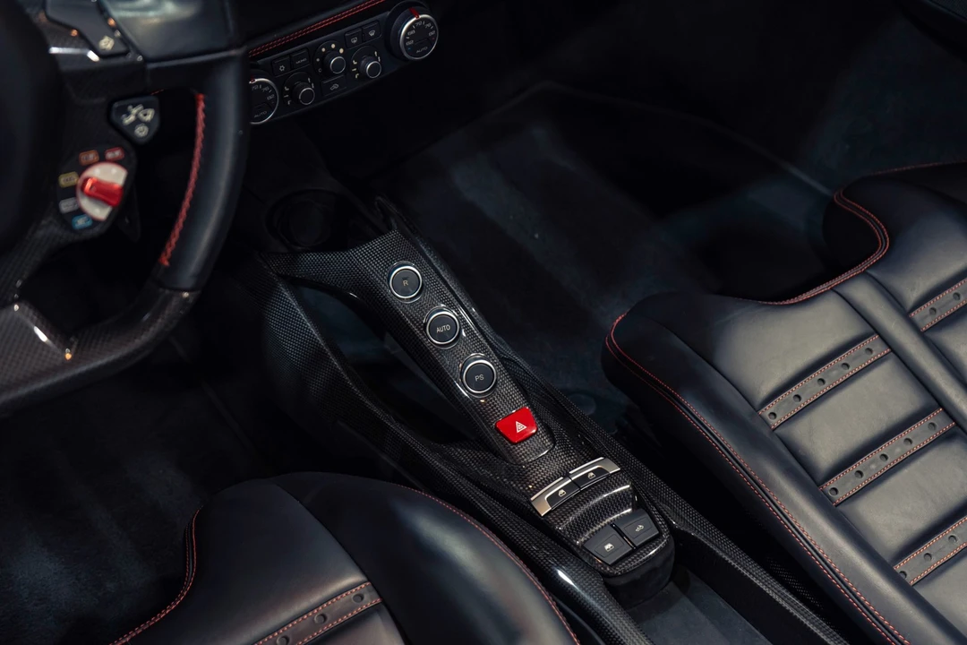 2016 Ferrari 488 GTB - Image 19 of 31