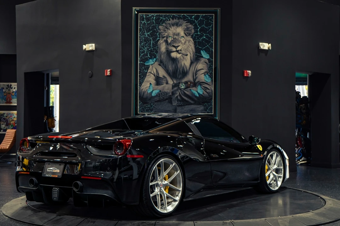 2016 Ferrari 488 GTB - Image 9 of 31