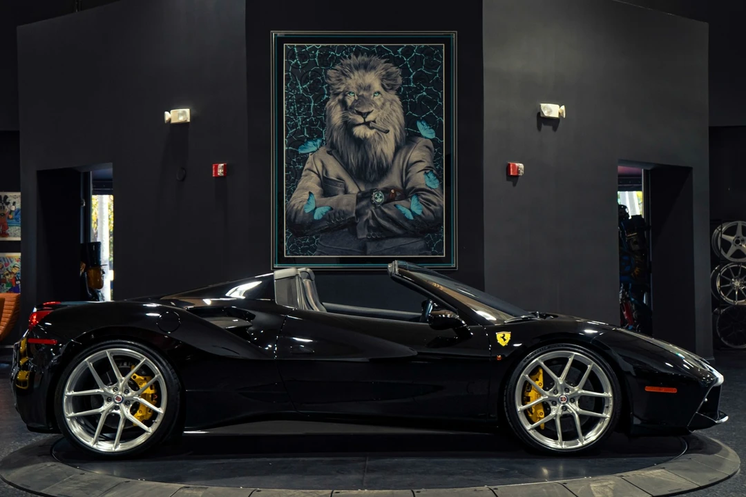 2016 Ferrari 488 GTB - Image 11 of 31