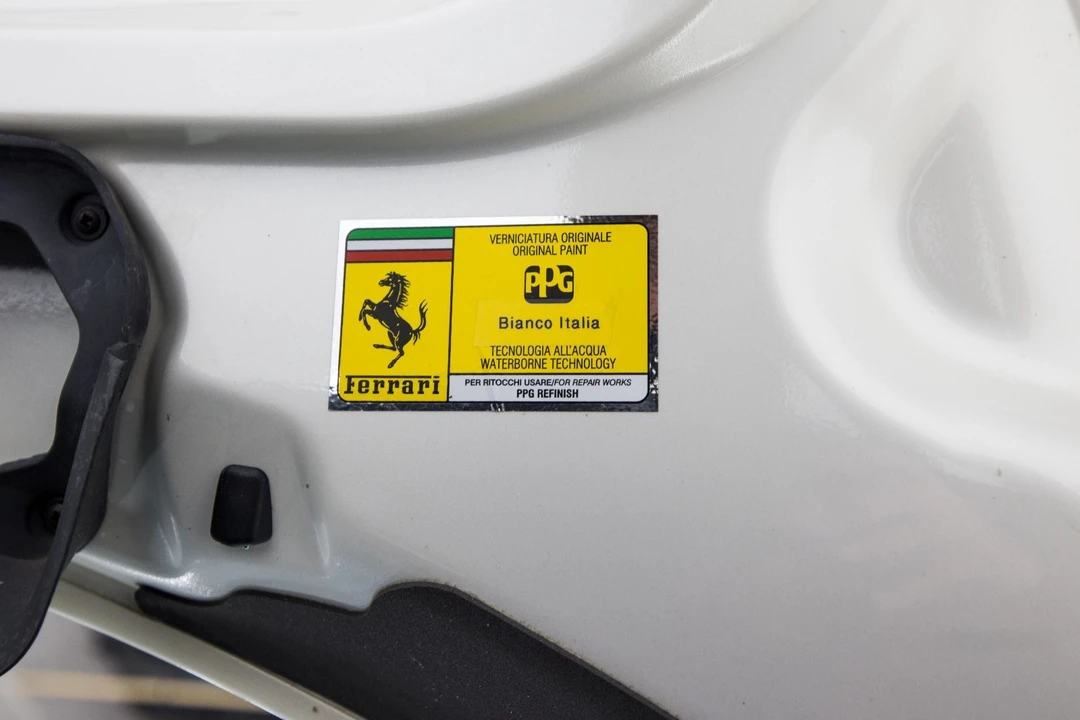 2016 Ferrari 488 GTB - Image 28 of 31