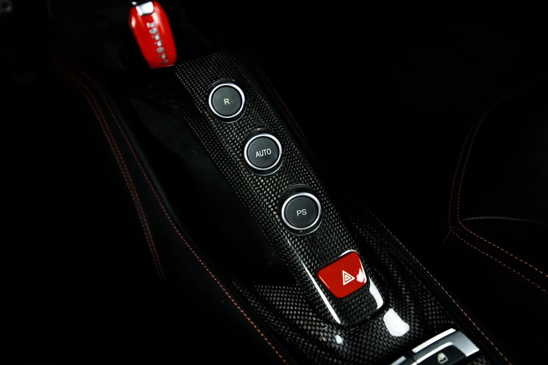 2016 Ferrari 488 GTB - Image 22 of 31