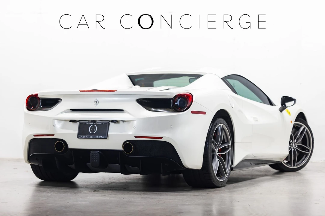 2016 Ferrari 488 GTB - Image 5 of 21
