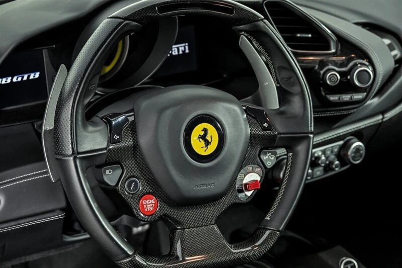 2016 Ferrari 488 GTB - Image 17 of 25
