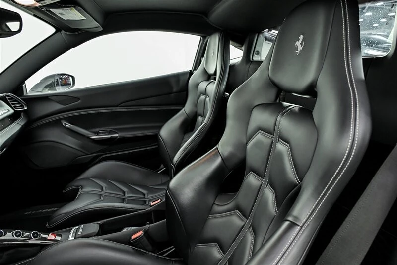 2016 Ferrari 488 GTB - Image 16 of 25