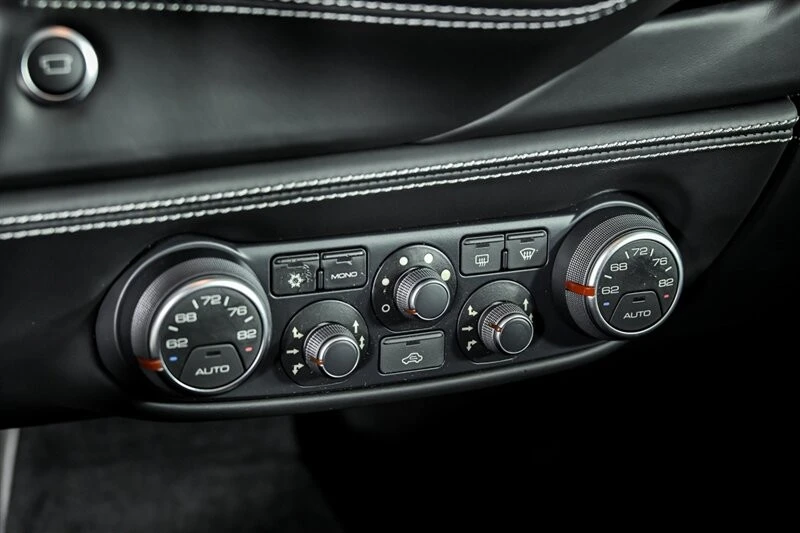 2016 Ferrari 488 GTB - Image 23 of 25