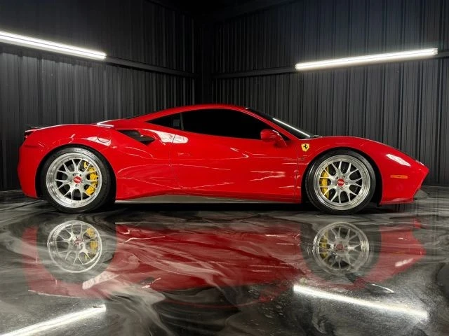 2016 Ferrari 488 GTB - Image 14 of 30