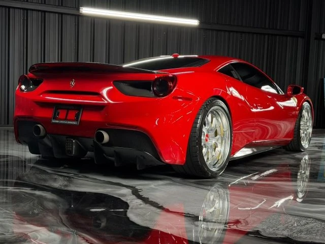 2016 Ferrari 488 GTB - Image 18 of 30