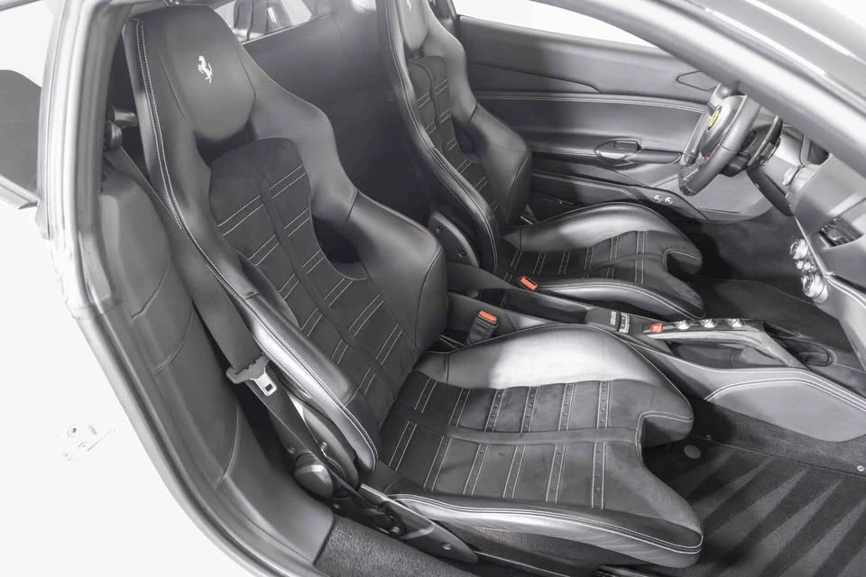 2016 Ferrari 488 GTB - Image 17 of 19