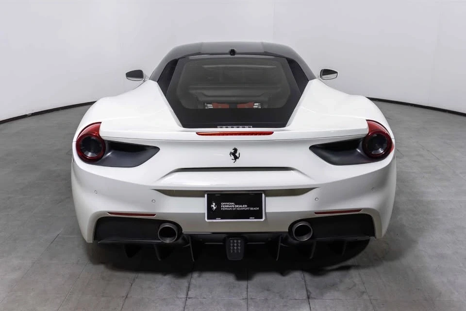 2016 Ferrari 488 GTB - Image 5 of 19