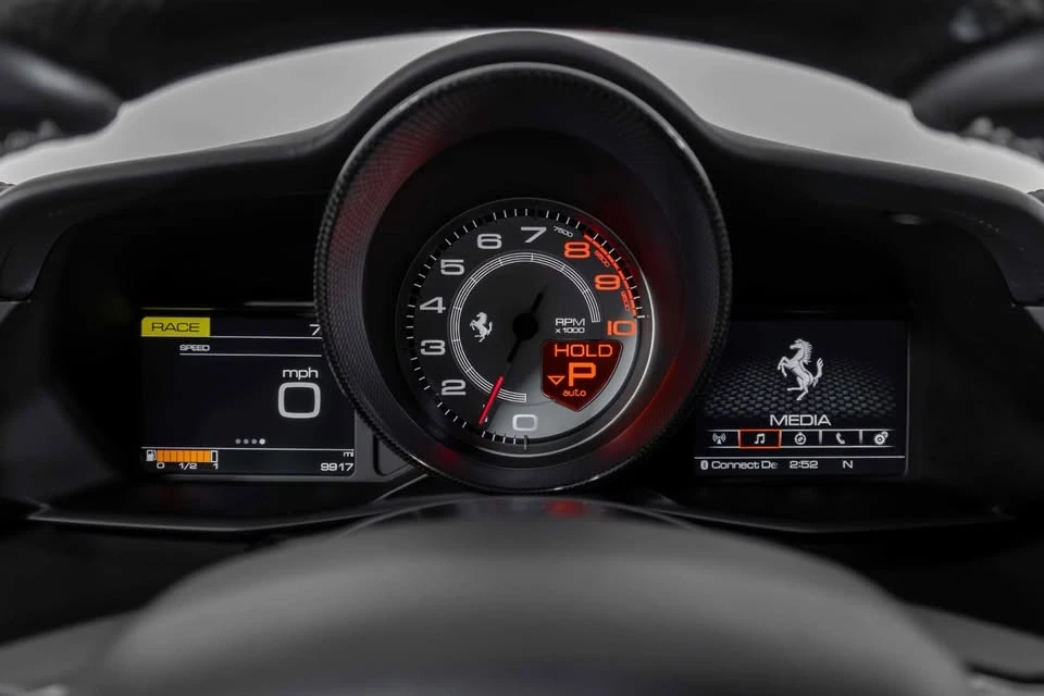 2016 Ferrari 488 GTB - Image 15 of 19