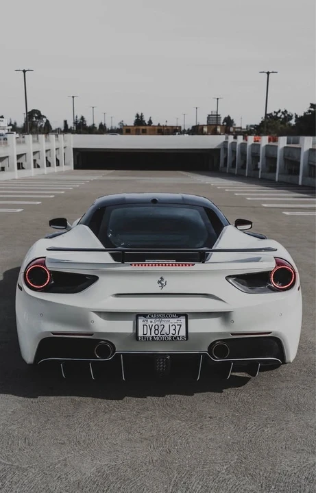 2016 Ferrari 488 GTB - Image 3 of 9