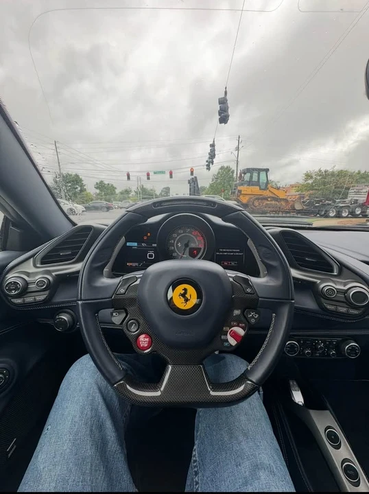 2016 Ferrari 488 GTB - Image 5 of 6