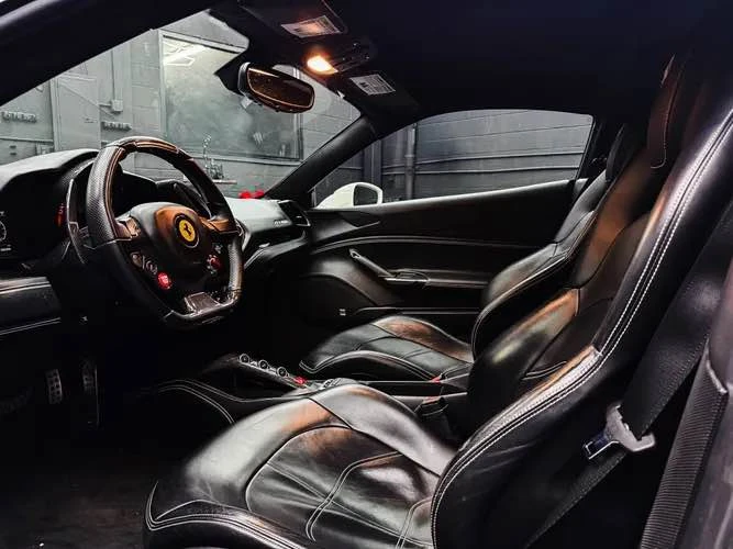 2016 Ferrari 488 GTB - Image 12 of 13