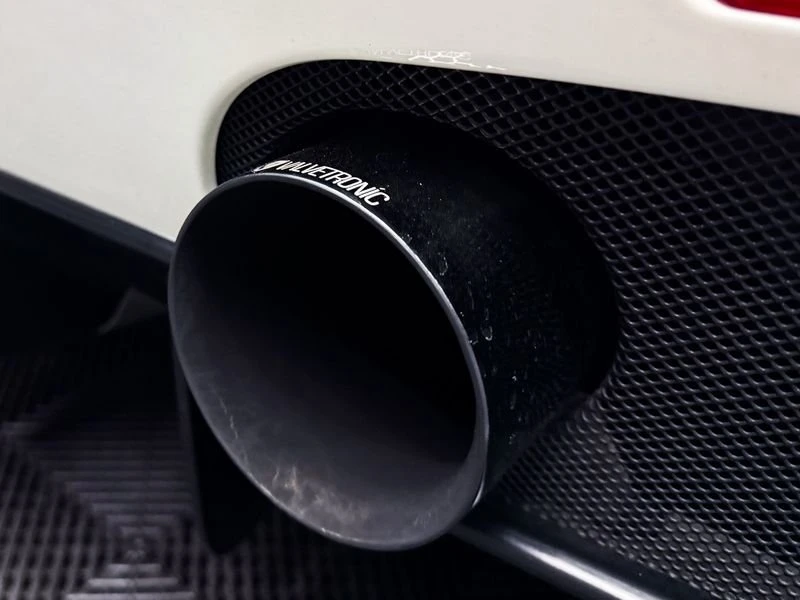 2016 Ferrari 488 GTB - Image 6 of 18