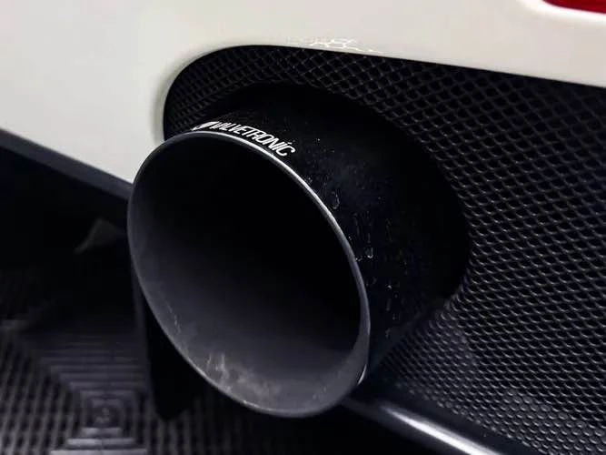 2016 Ferrari 488 GTB - Image 5 of 13