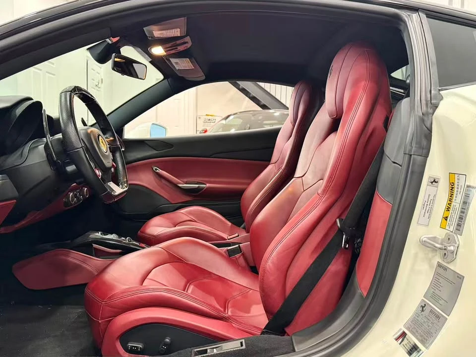 2016 Ferrari 488 GTB - Image 7 of 20