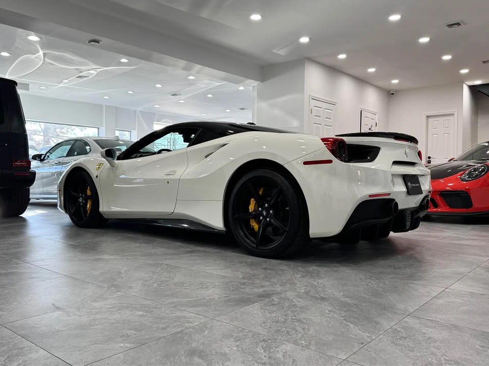 2016 Ferrari 488 GTB - Image 6 of 14