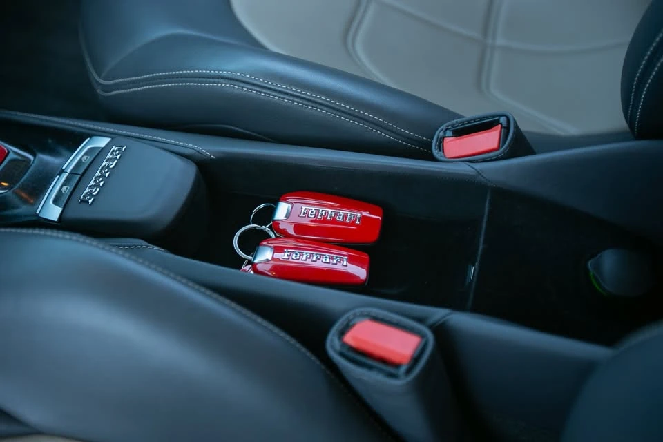 2016 Ferrari 488 GTB - Image 17 of 20