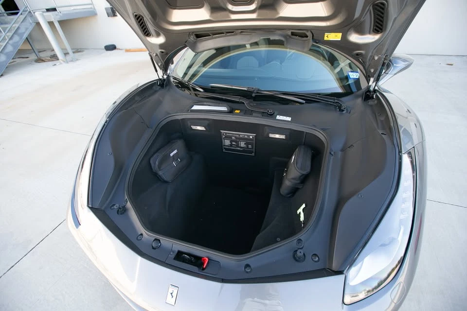 2016 Ferrari 488 GTB - Image 11 of 20