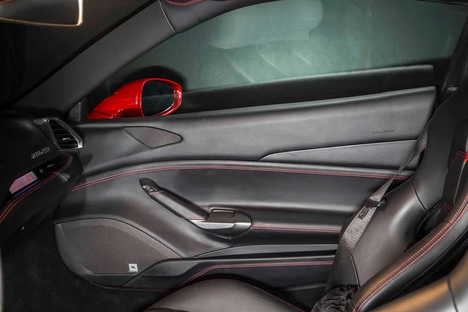 2016 Ferrari 488 GTB - Image 15 of 20
