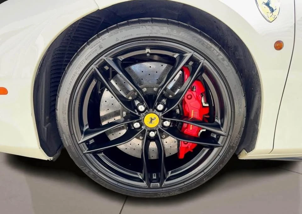 2016 Ferrari 488 GTB - Image 10 of 20