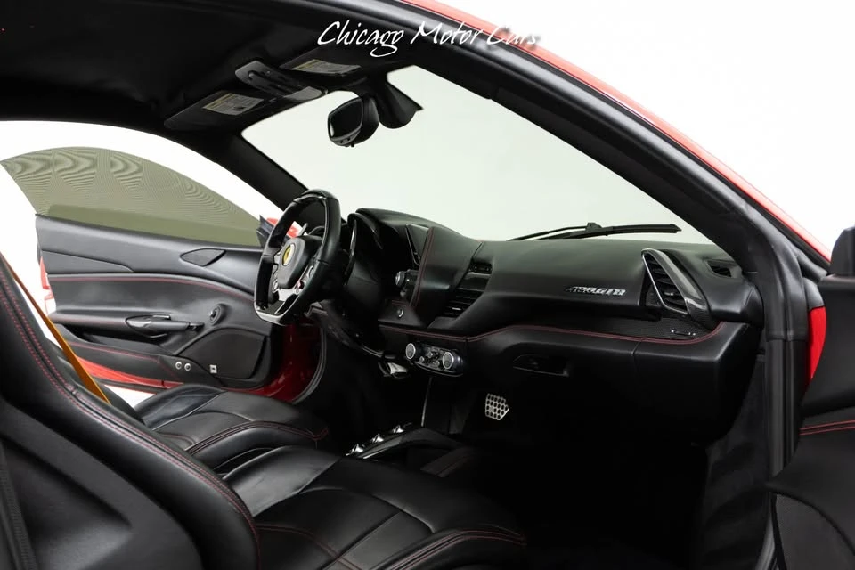 2016 Ferrari 488 GTB - Image 11 of 14