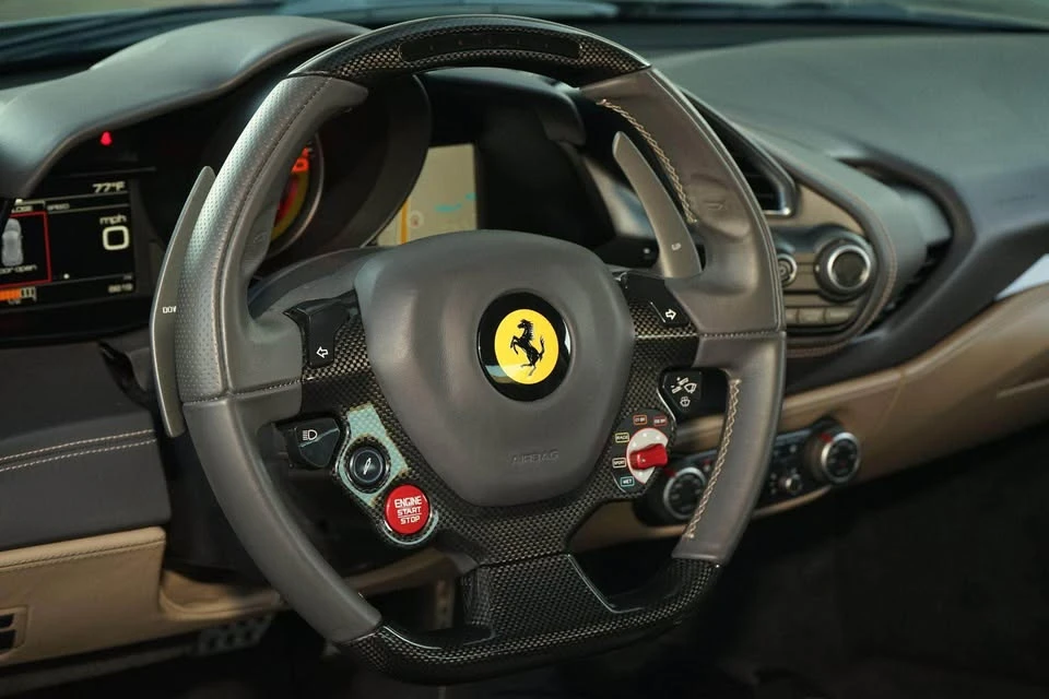 2016 Ferrari 488 GTB - Image 8 of 15